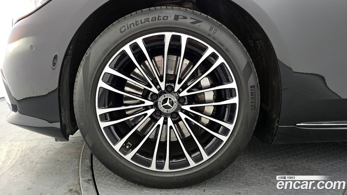 Mercedes-Benz S-Class 2022