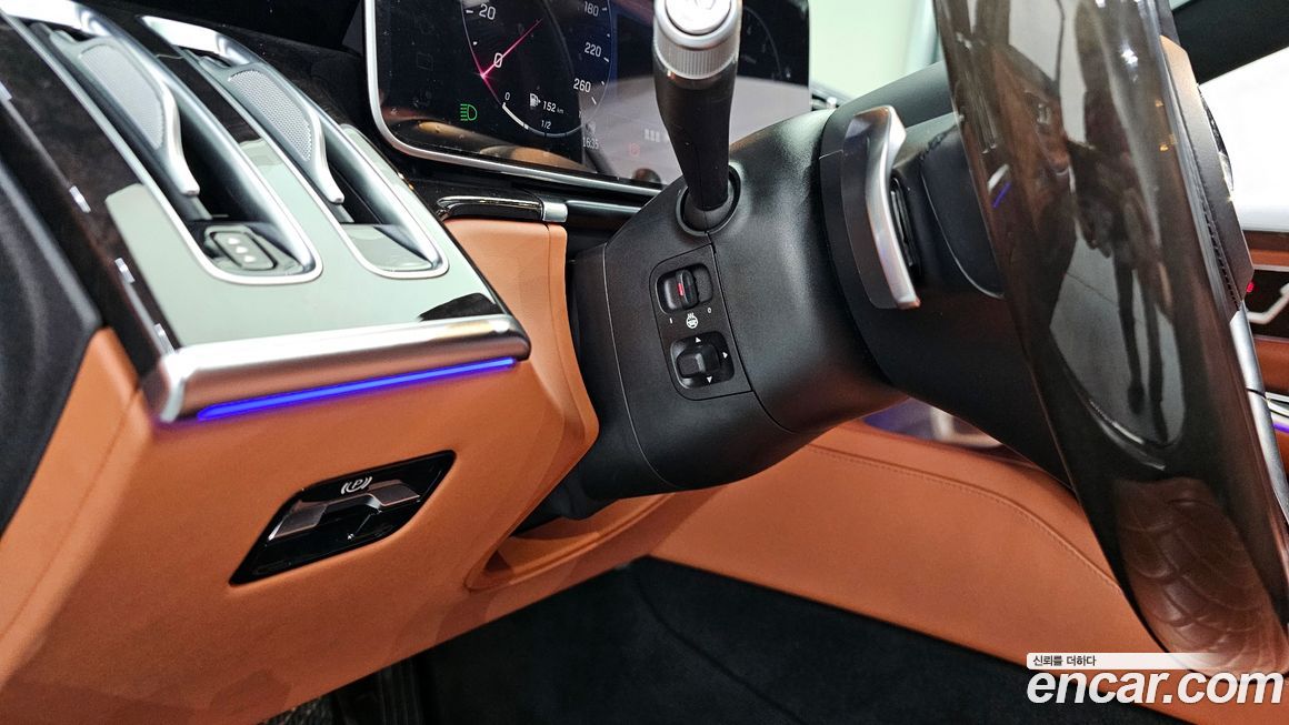 Mercedes-Benz S-Class 2021