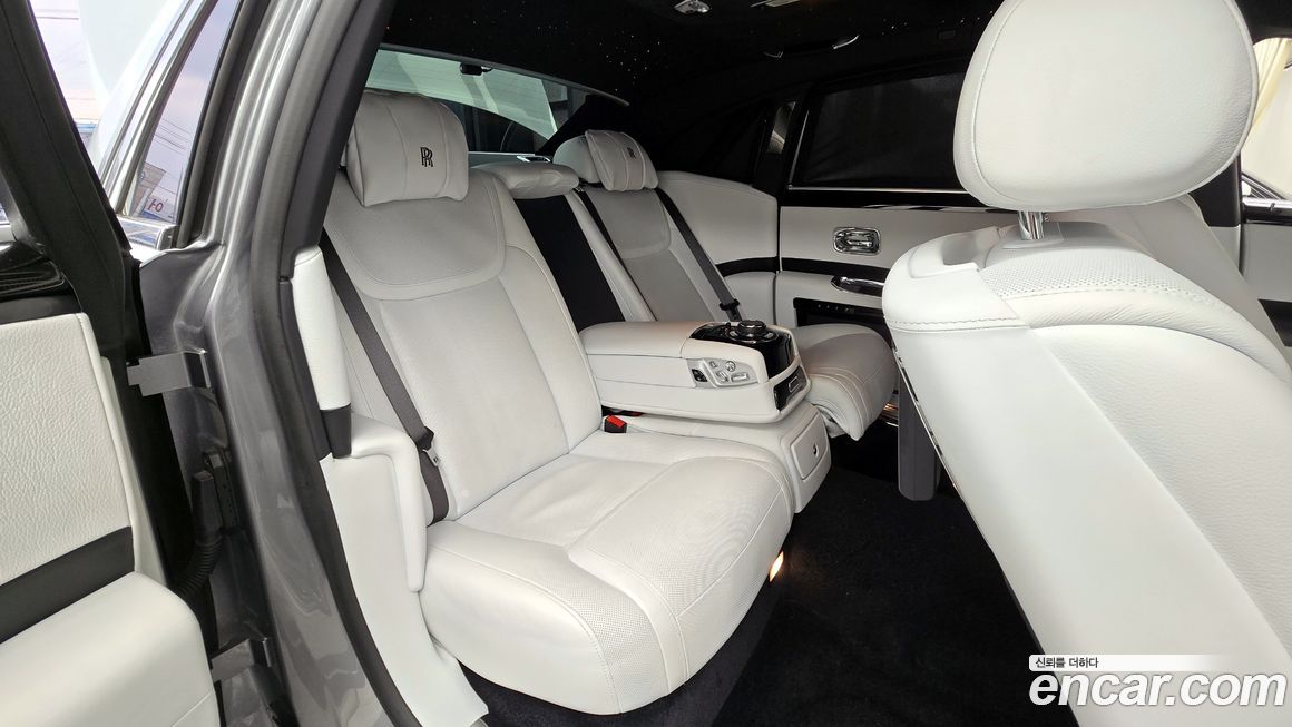 Rolls-Royce Ghost 2019