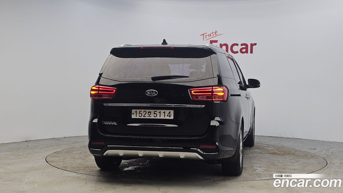 Kia Canival 2020