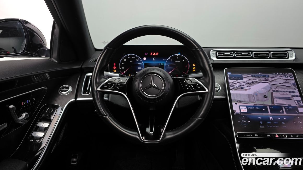 Mercedes-Benz S-Class 2022