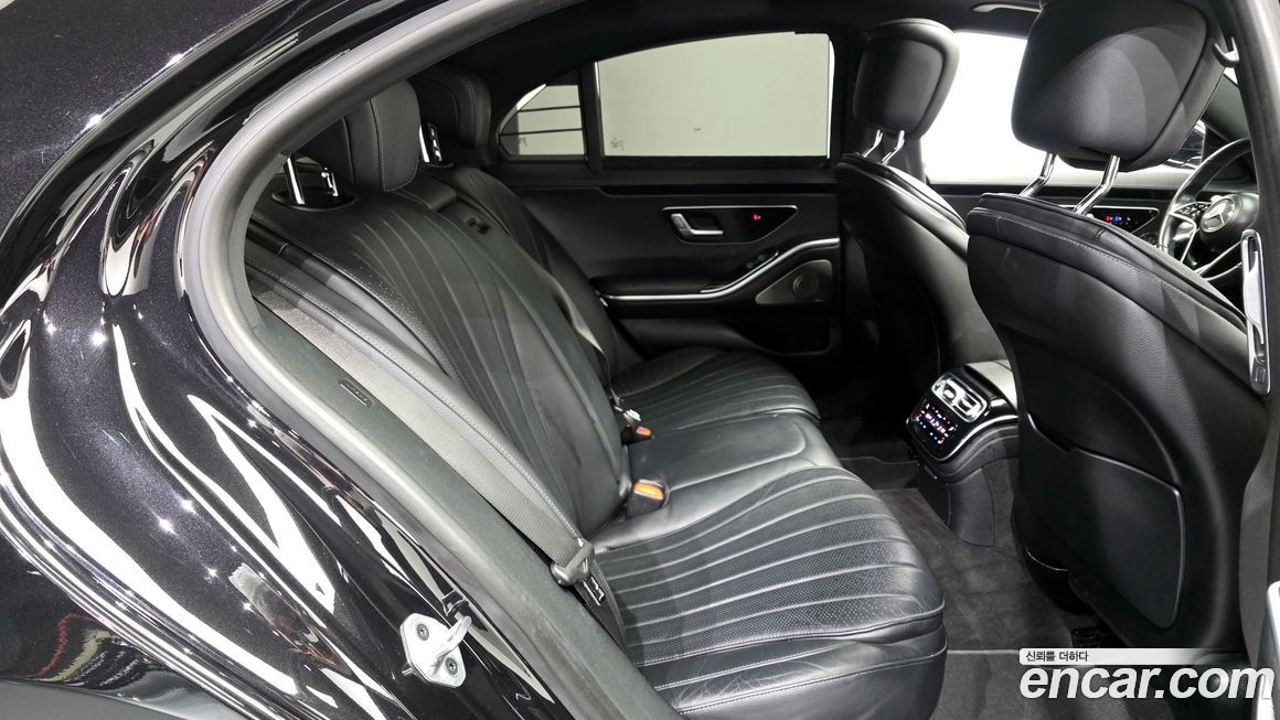 Mercedes-Benz S-Class 2022