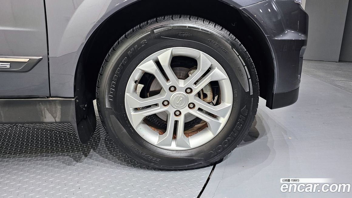 KG_Mobility_Ssangyong KORANDO 2013