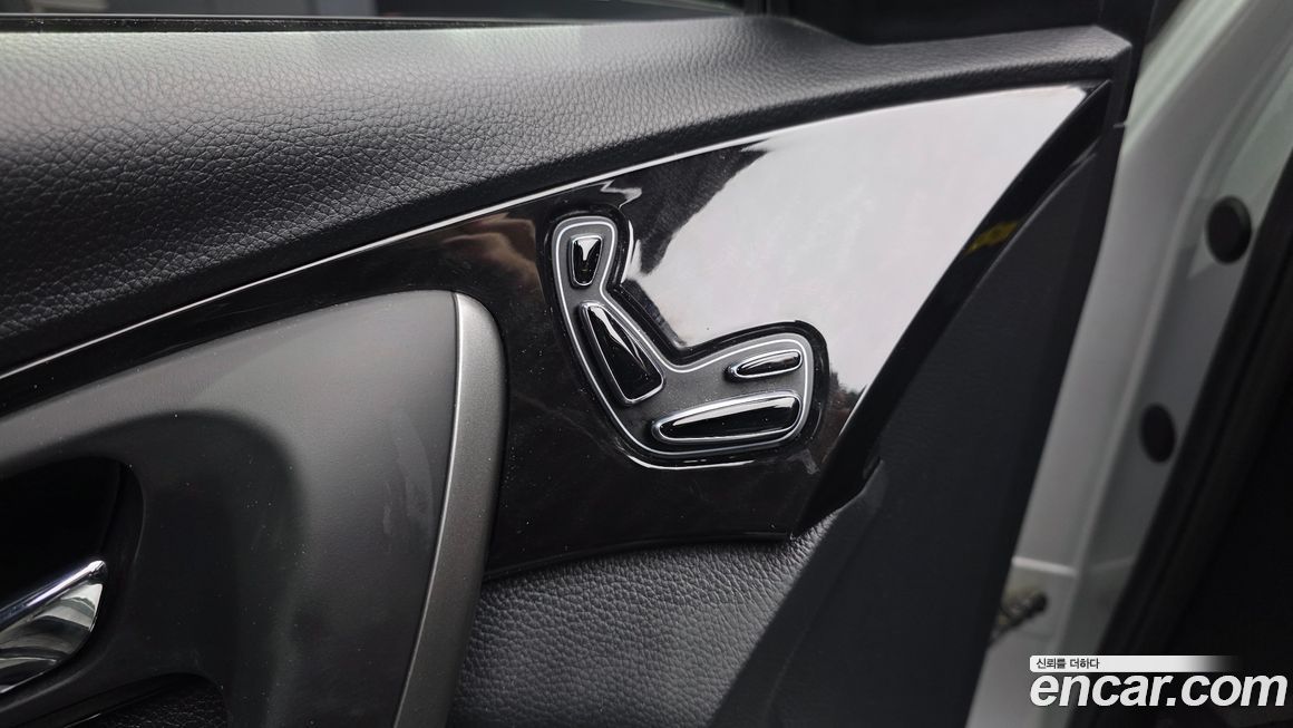 Hyundai Grandeur 2016