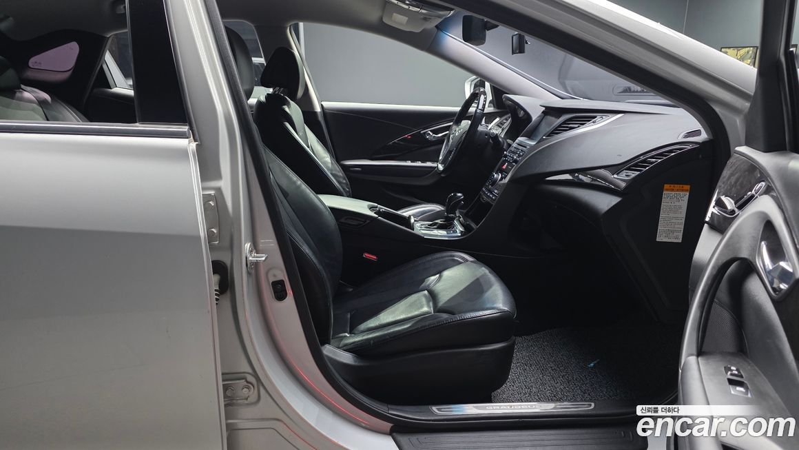 Hyundai Grandeur 2016