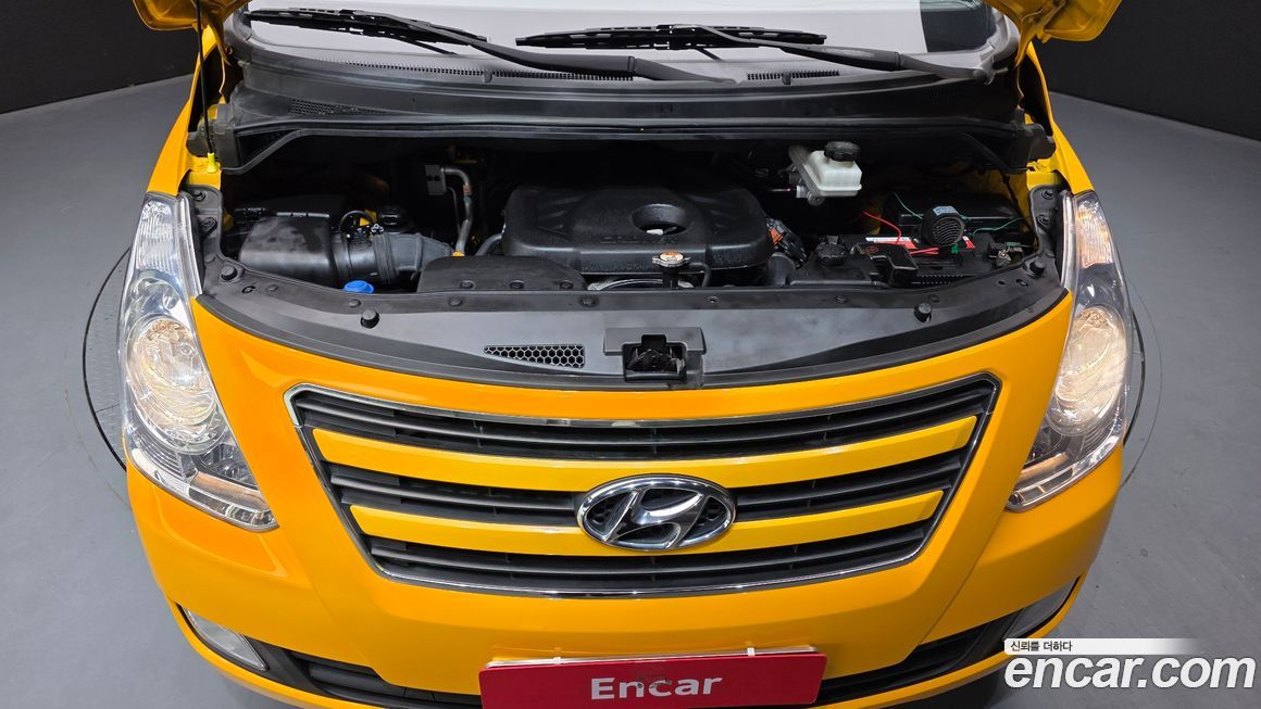 Hyundai Starex 2018