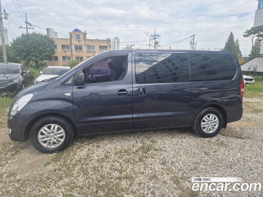 Hyundai Starex 2018