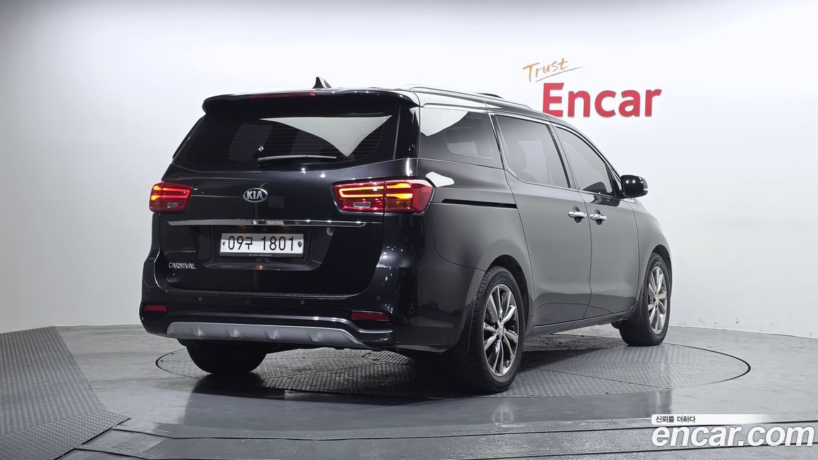 Kia Canival 2019