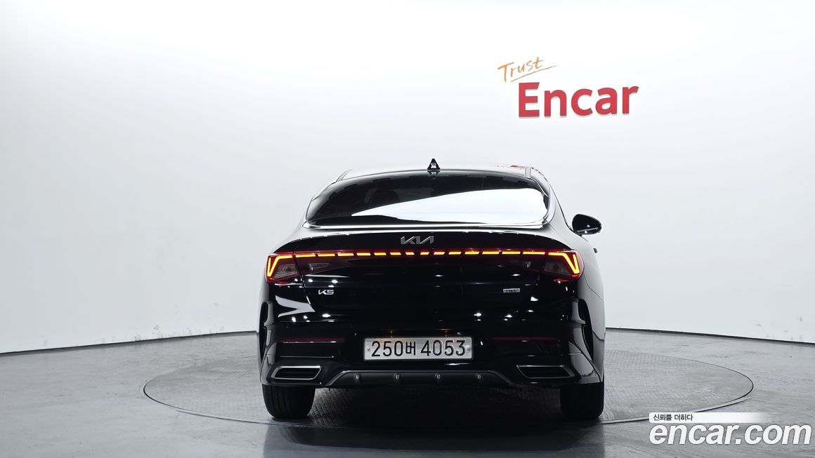 Kia K5 2023
