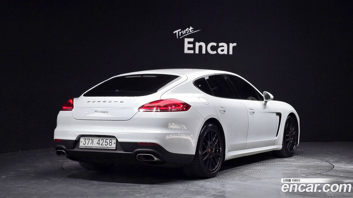 Porsche Panamera 2014