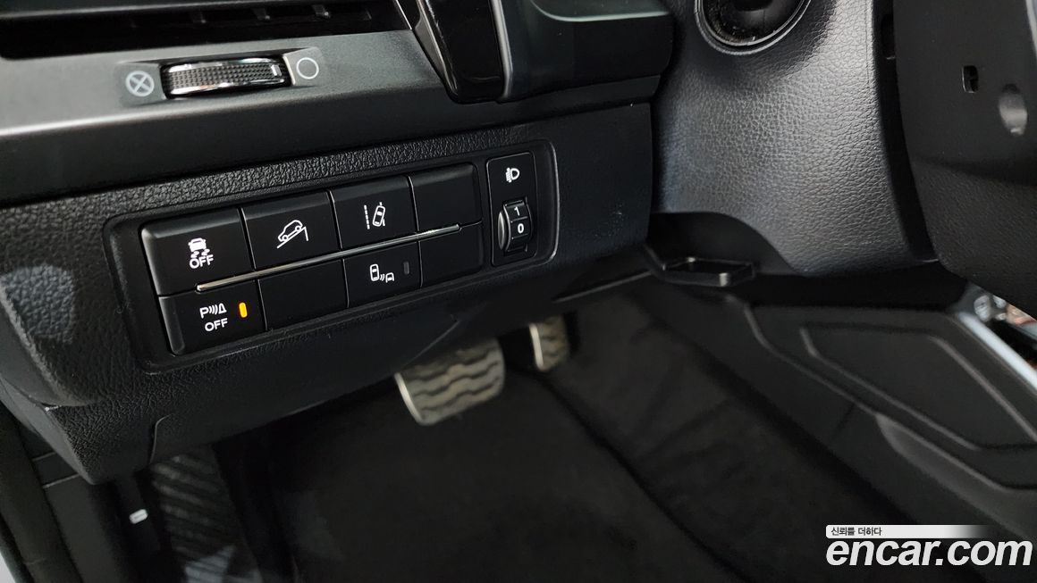 KG_Mobility_Ssangyong Rexton 2021