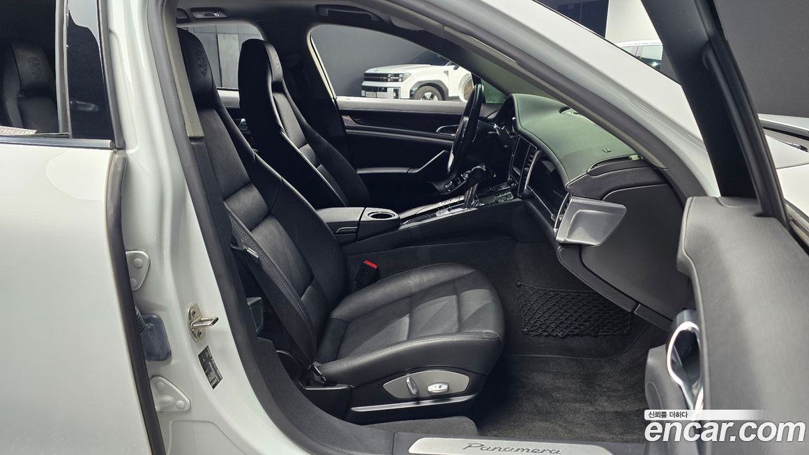 Porsche Panamera 2014