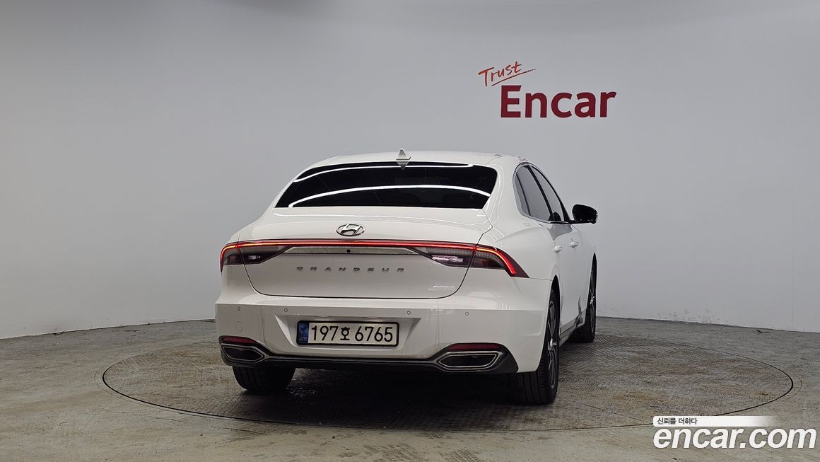 Hyundai Grandeur 2022