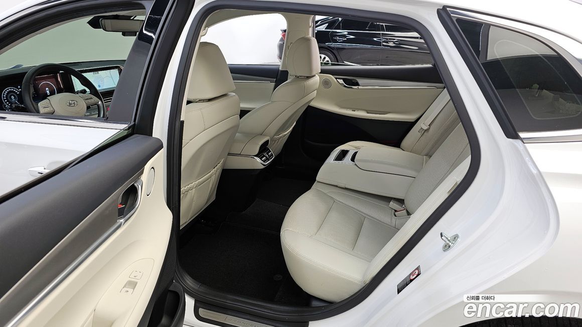 Hyundai Grandeur 2022