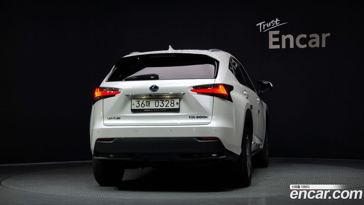 Lexus NX 2017