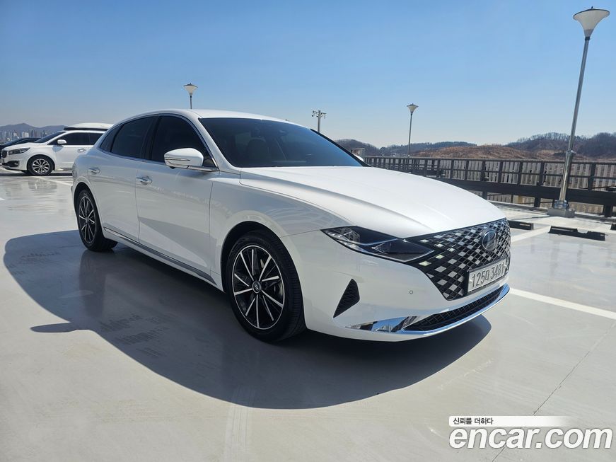 Hyundai Grandeur 2022