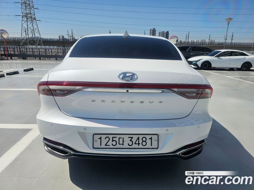 Hyundai Grandeur 2022