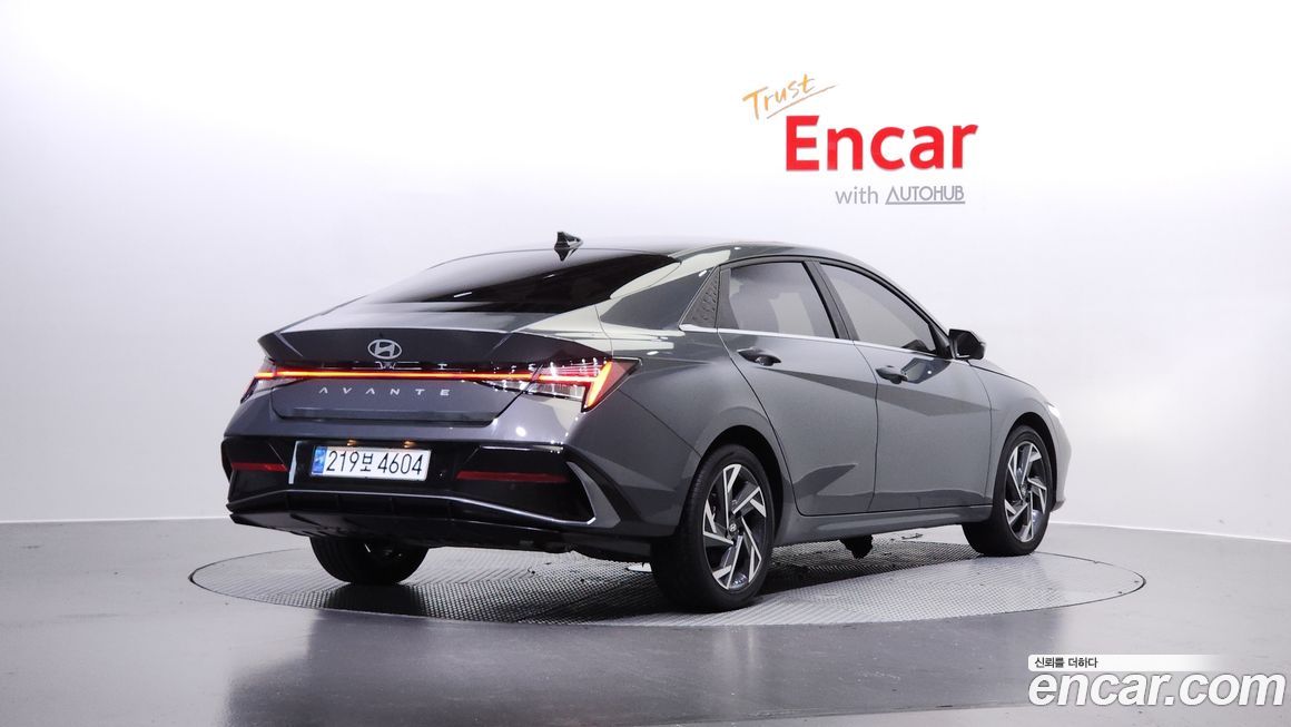Hyundai AVANTE 2024
