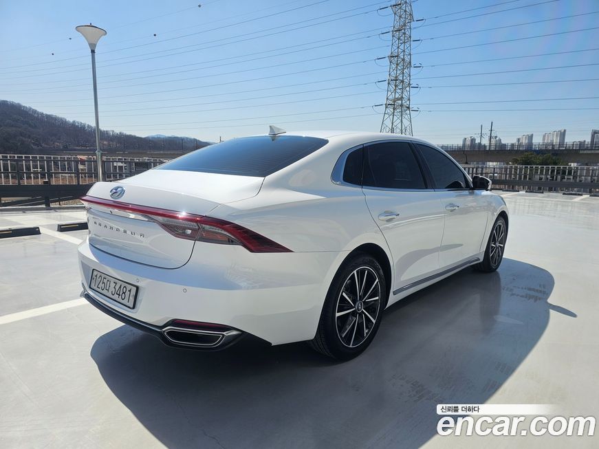 Hyundai Grandeur 2022