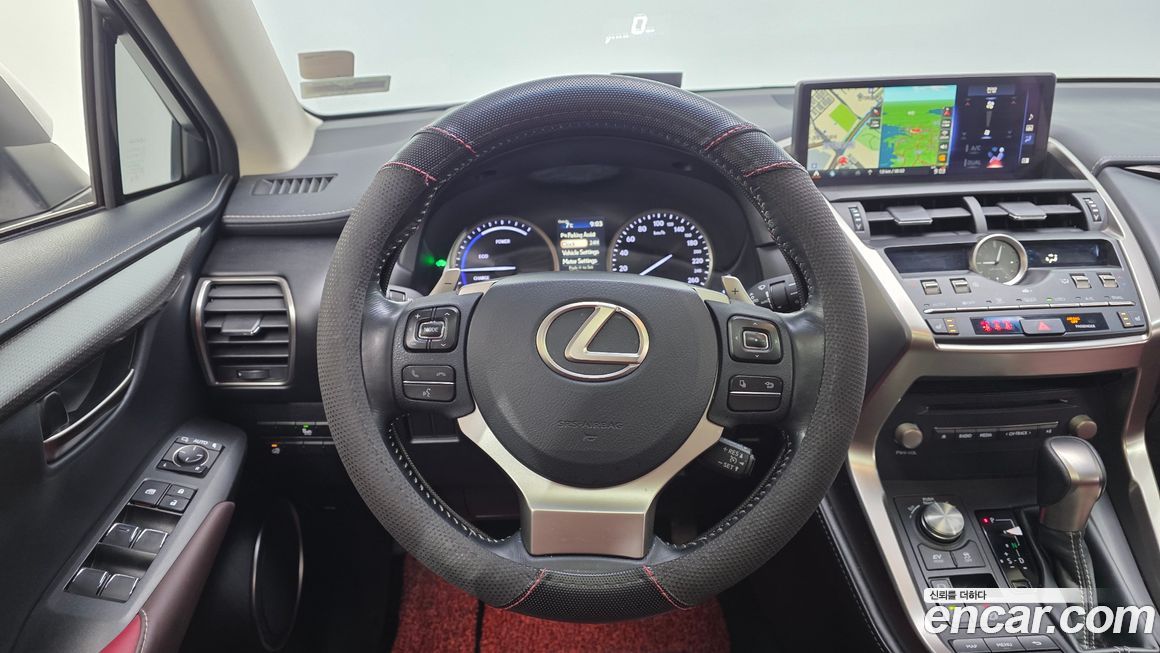 Lexus NX 2018