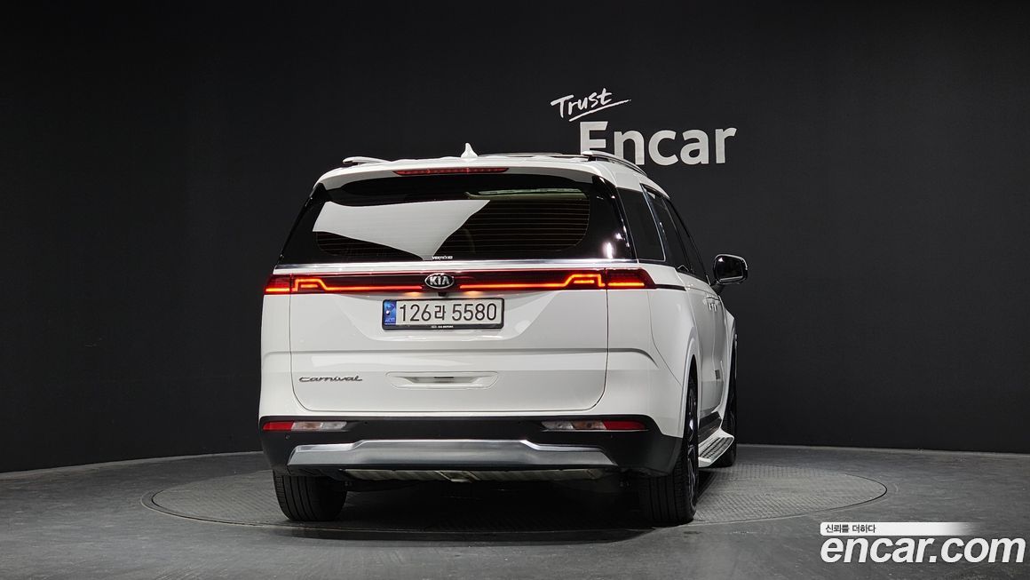 Kia Canival 2021