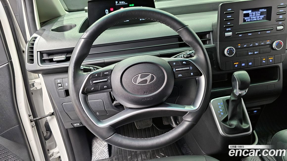 Hyundai Staria 2025