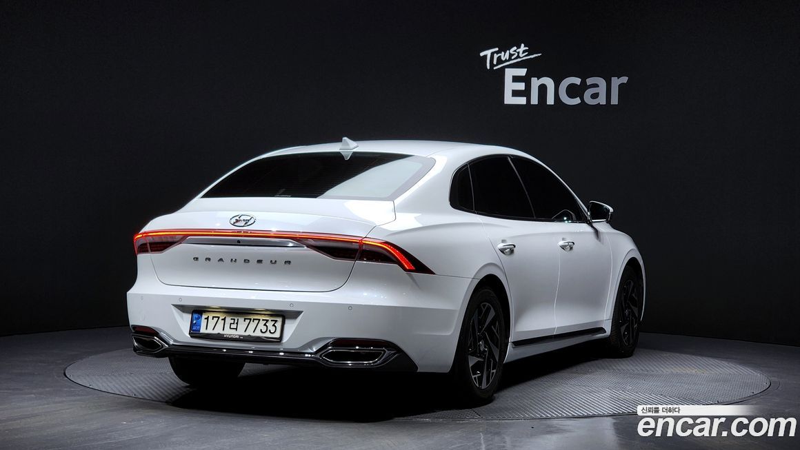 Hyundai Grandeur 2021