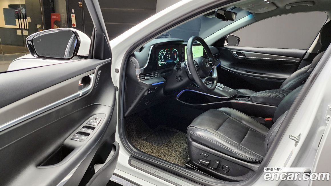 Hyundai Grandeur 2021