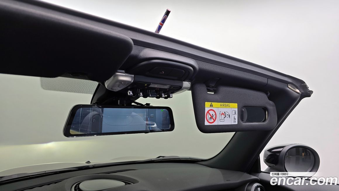 Mini Cooper Convertible 2024