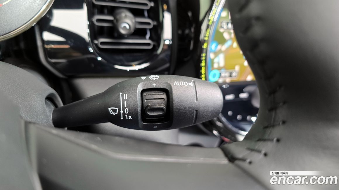 Mini Cooper Convertible 2024