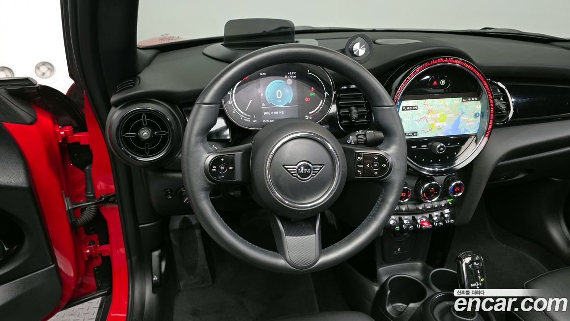 Mini Cooper Convertible 2024