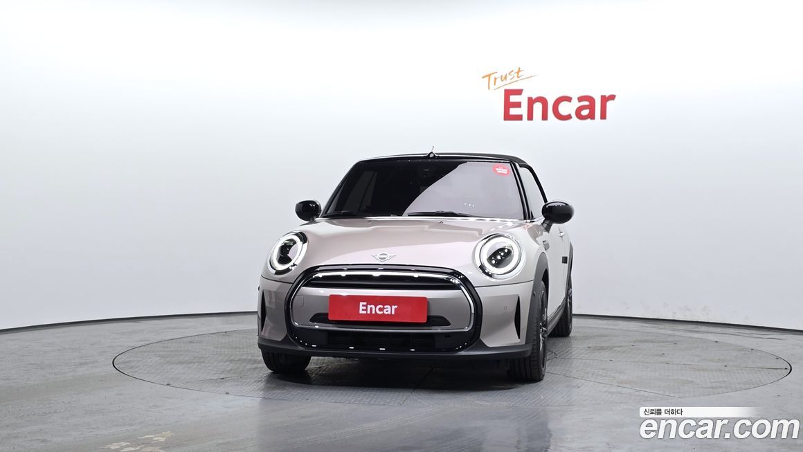 Mini Cooper Convertible 2024