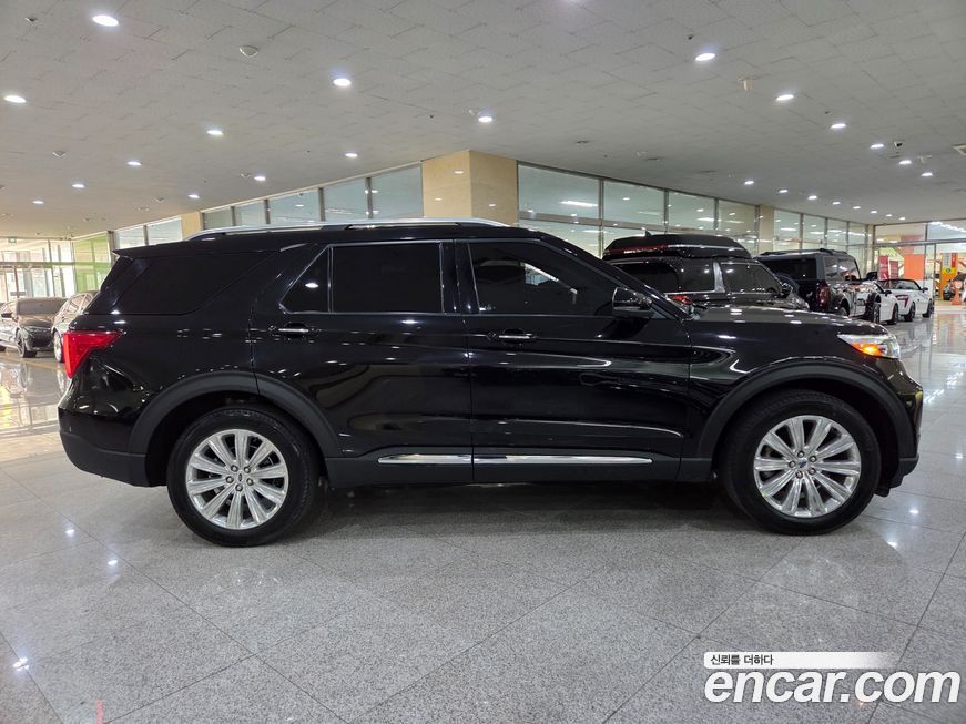 Ford Explorer 2022
