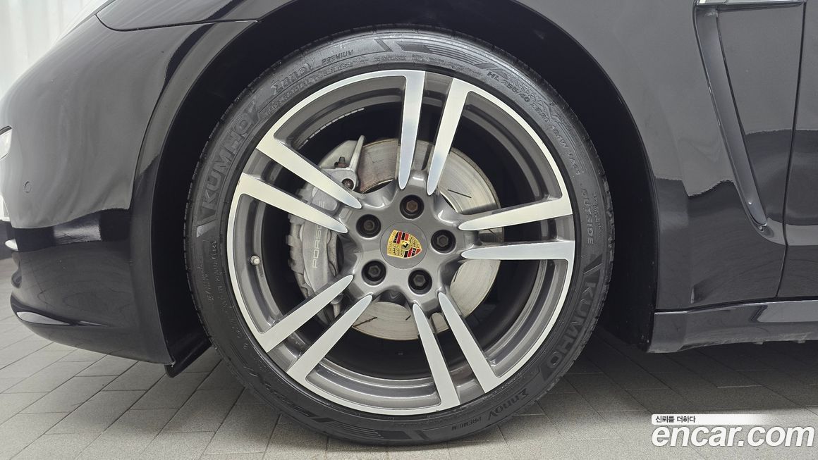 Porsche Panamera 2016