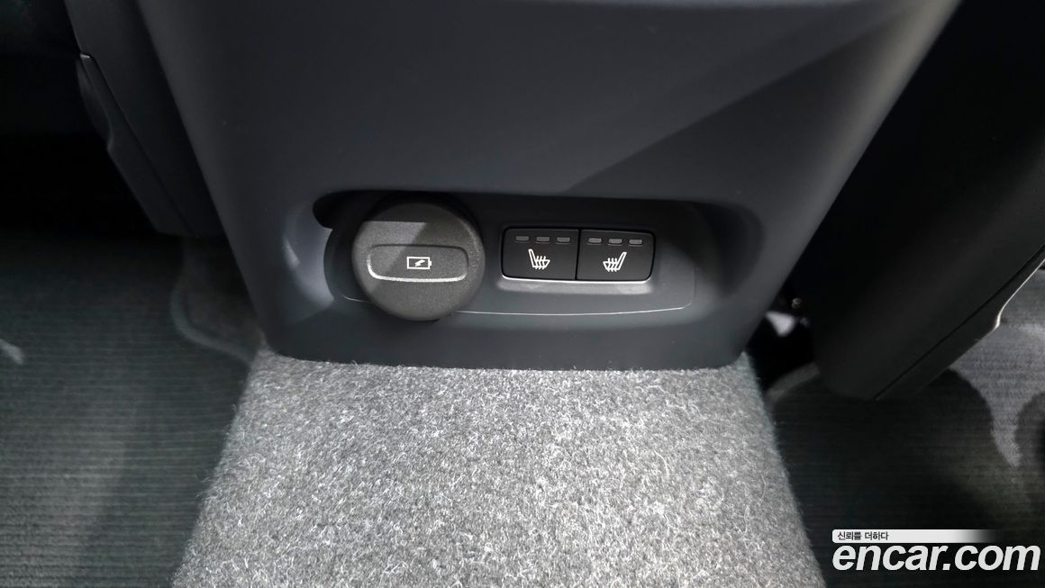 Volvo XC40 2023
