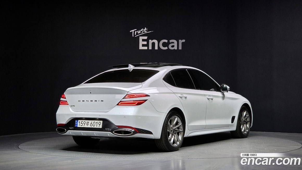 Genesis G70 2025