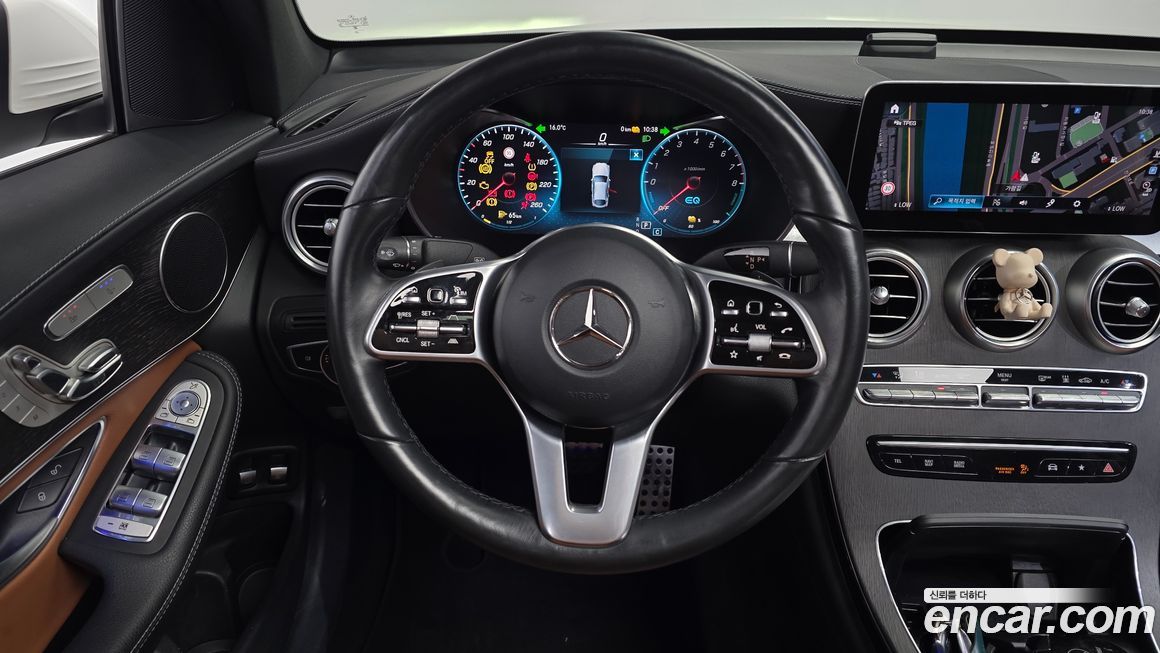 Mercedes-Benz GLC-Class 2022