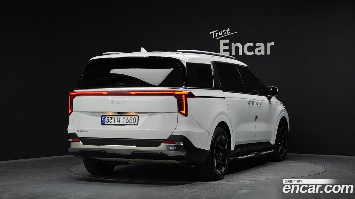 Kia Canival 2025