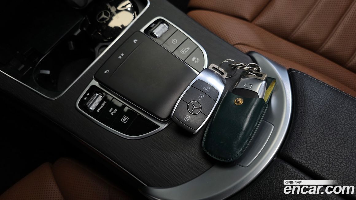 Mercedes-Benz GLC-Class 2022