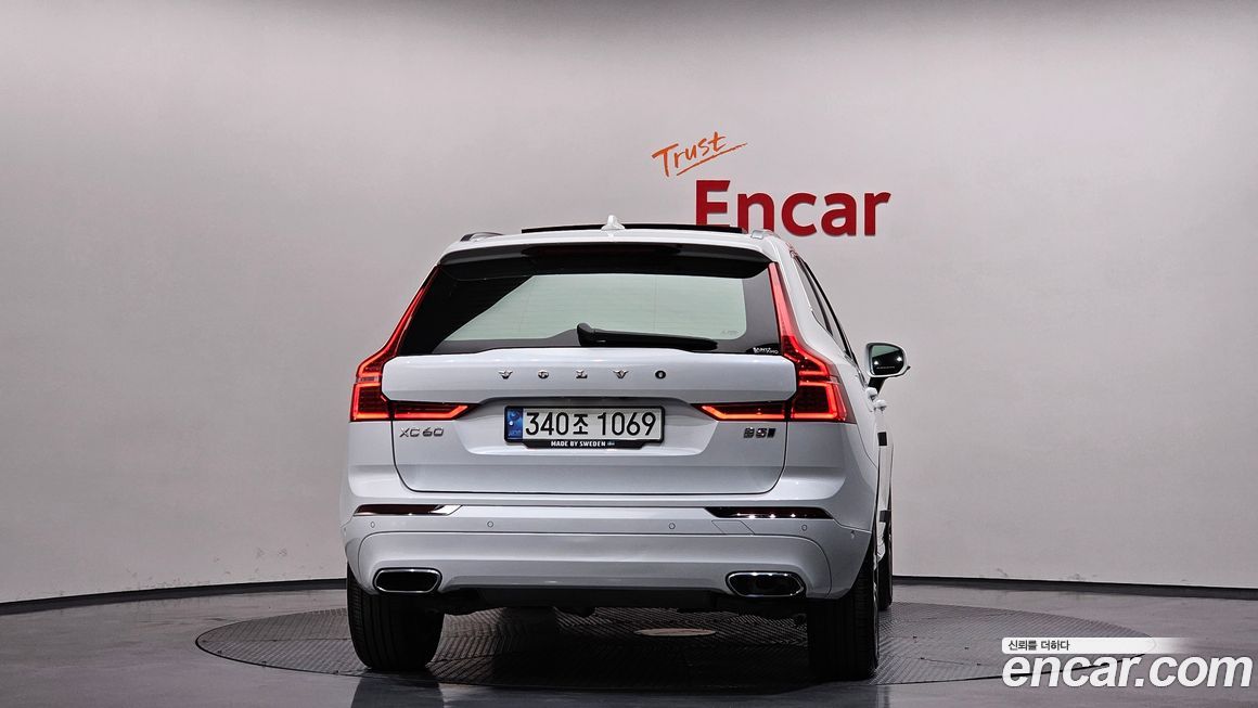 Volvo XC60 2021