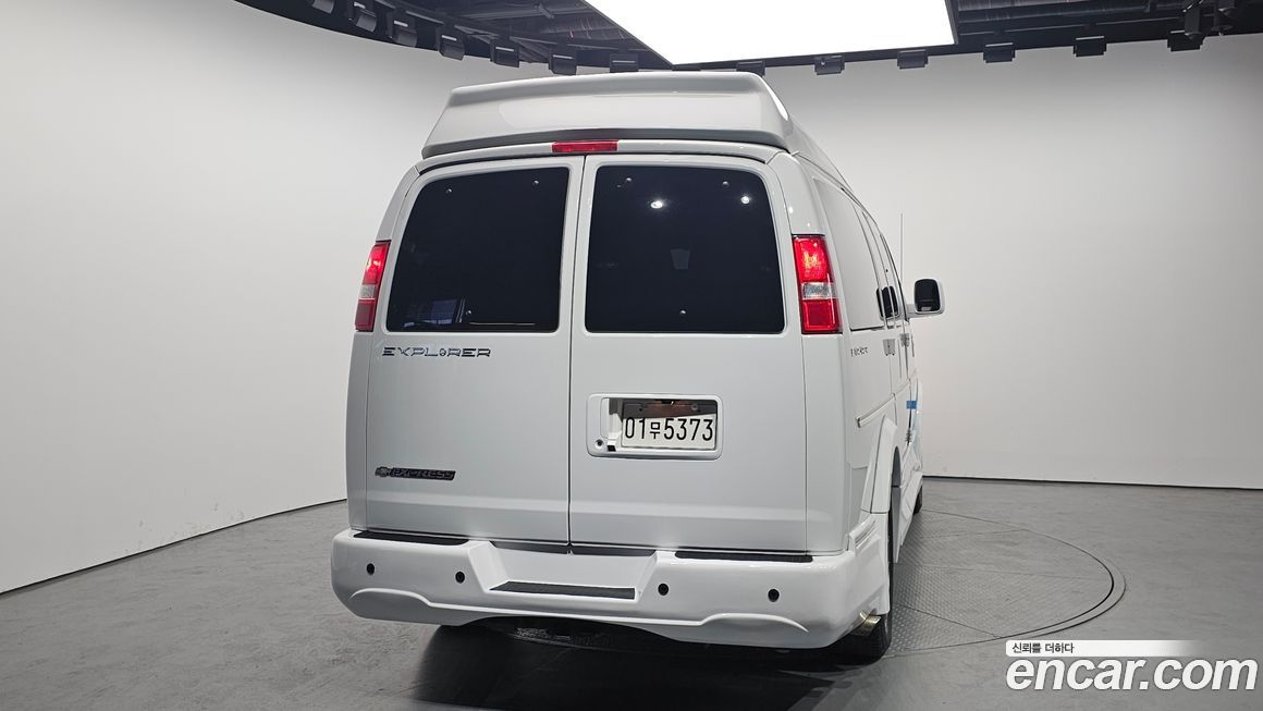 Chevrolet Express Van 2019