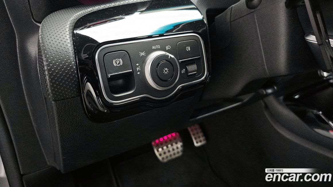 Mercedes-Benz A-Class 2022