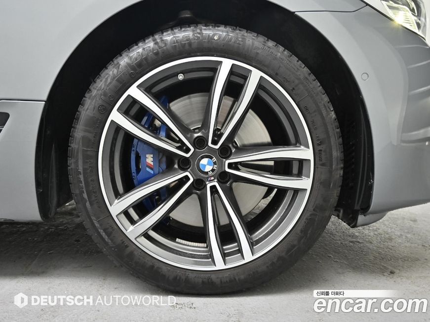 BMW Gran Turismo 2023