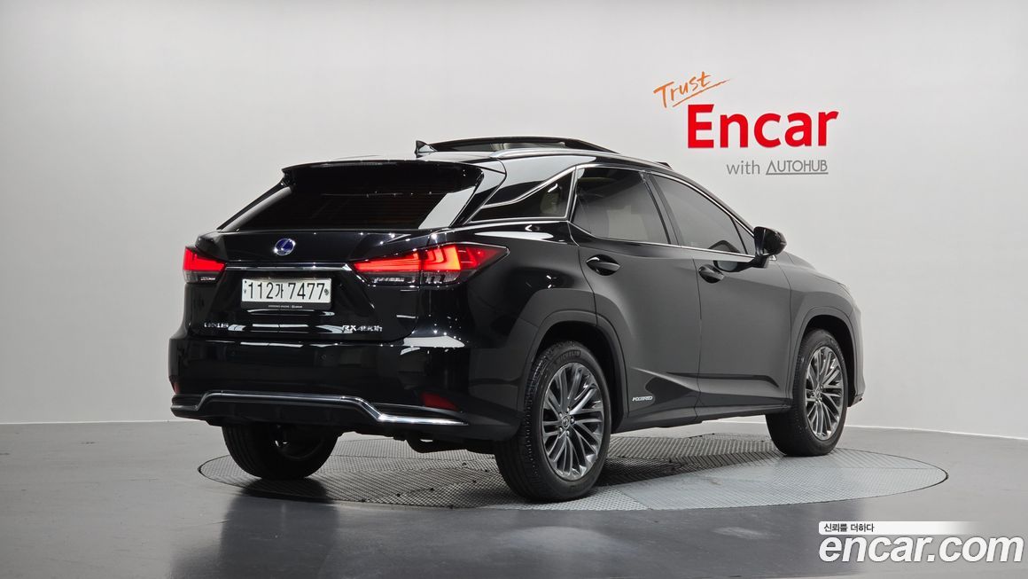 Lexus RX 2021