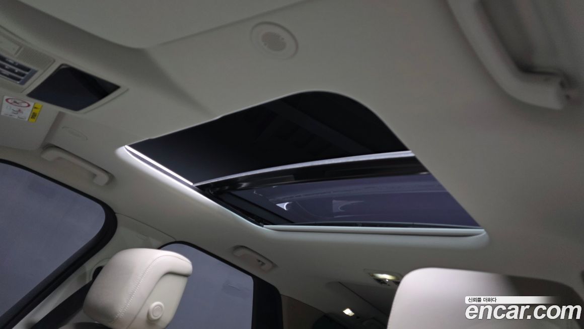 Land Rover Discovery 2022