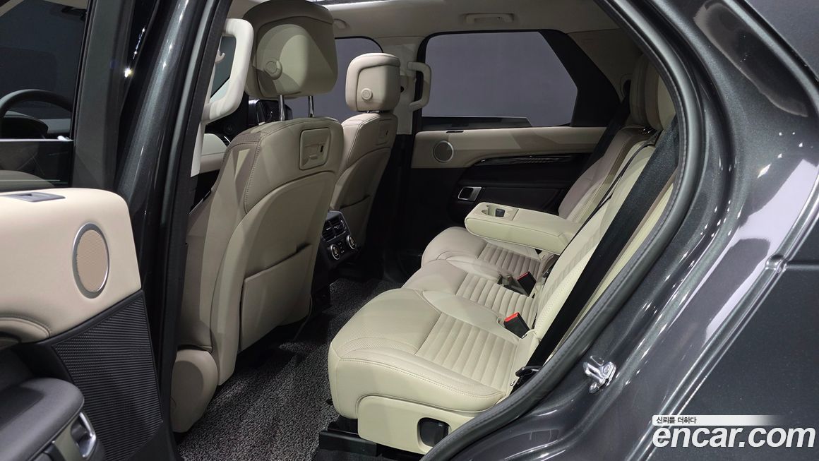 Land Rover Discovery 2022