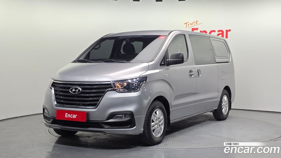 Hyundai Starex 2021