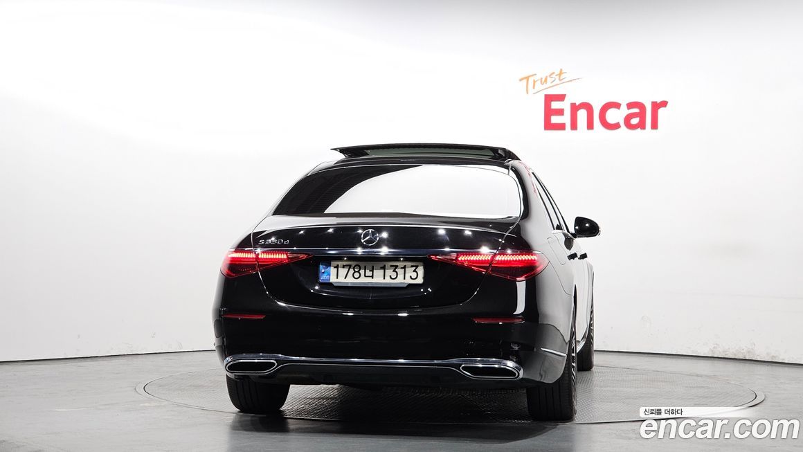 Mercedes-Benz S-Class 2022