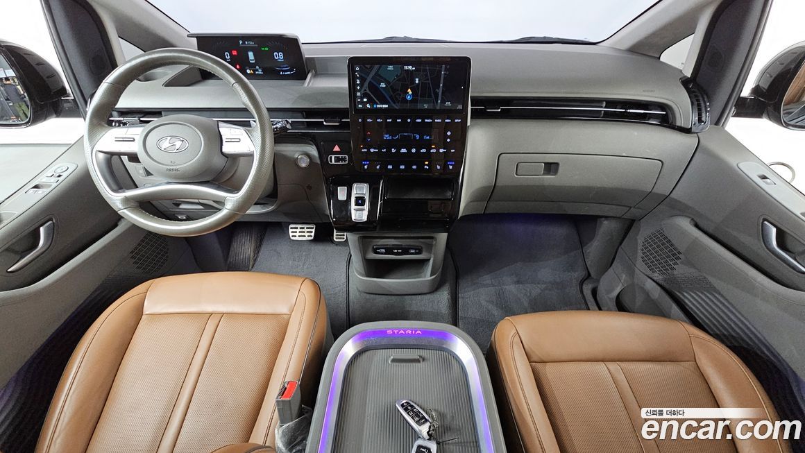 Hyundai Staria 2022