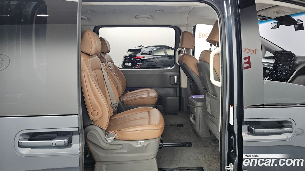 Hyundai Staria 2022